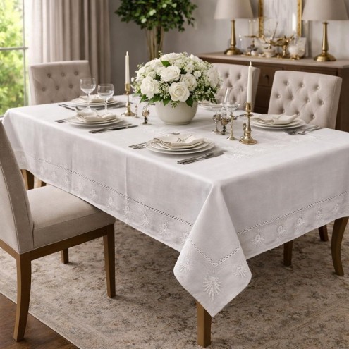 Mantel Rectangular Bordado Copihue 2